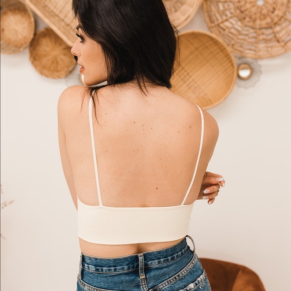 Seamless V-Neck Brami - Cream - Picture 3 of 3